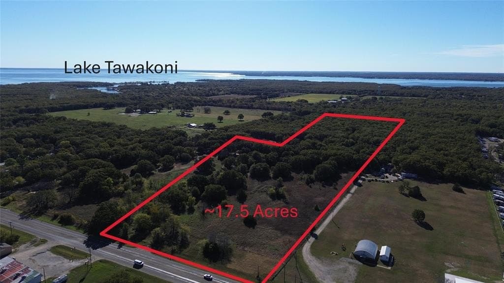17.57 acres in Hunt County