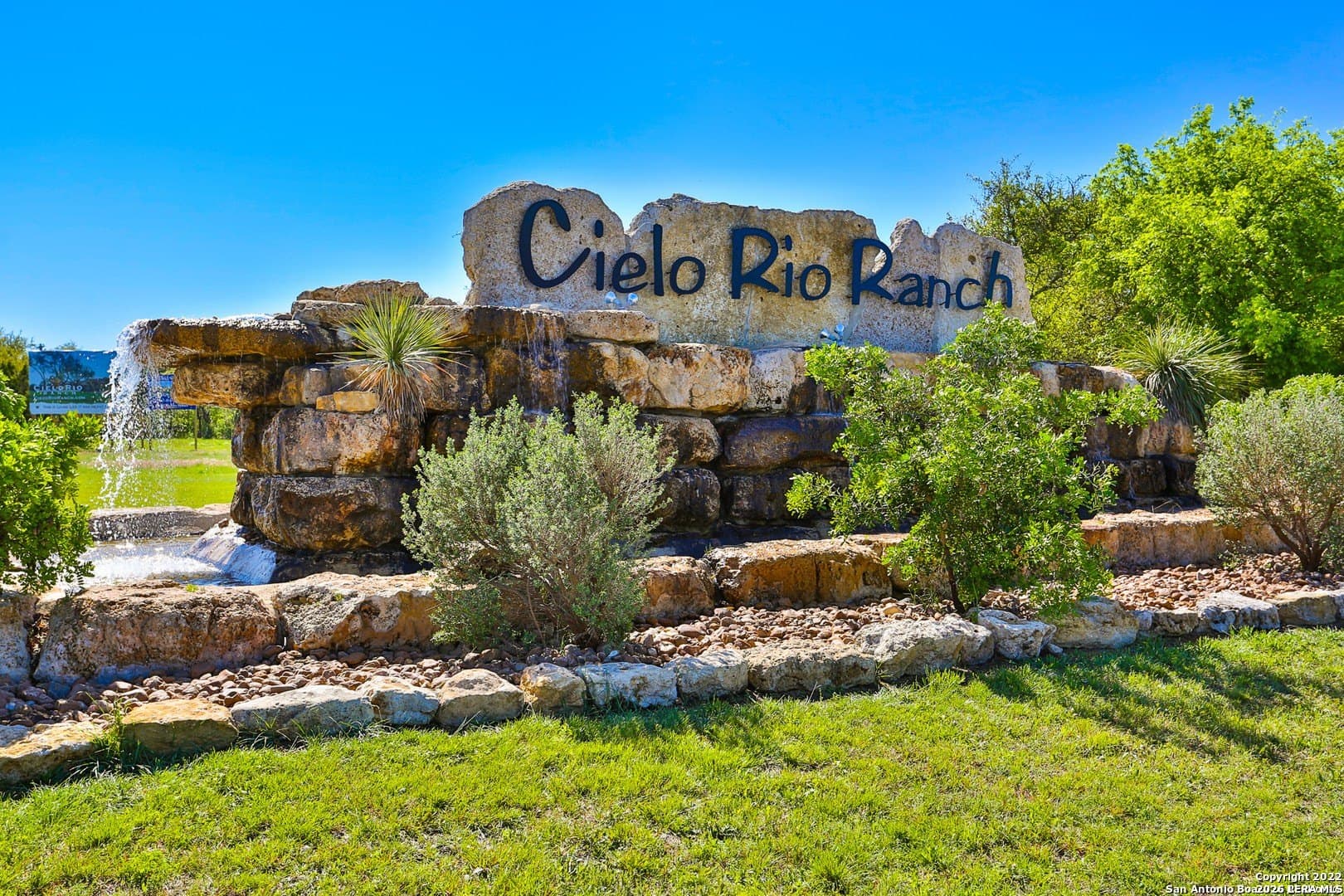 5.74 acres in Bandera County - photo 11