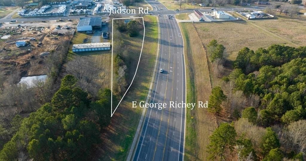 1.44 acres in Gregg County gallery image 3