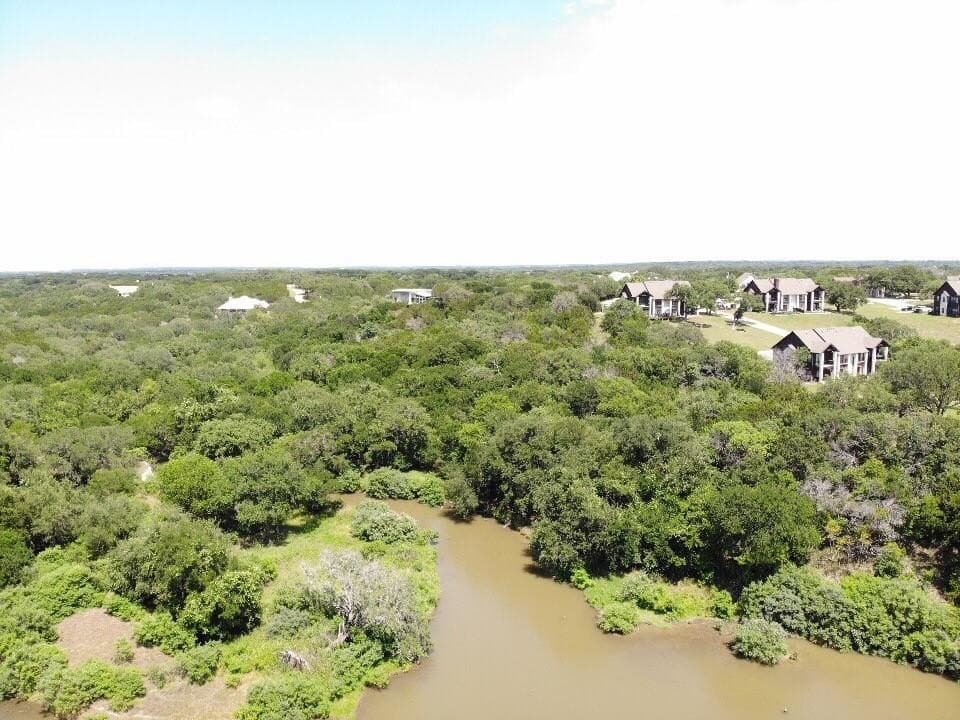 1.71 acres in Hill County gallery image 3