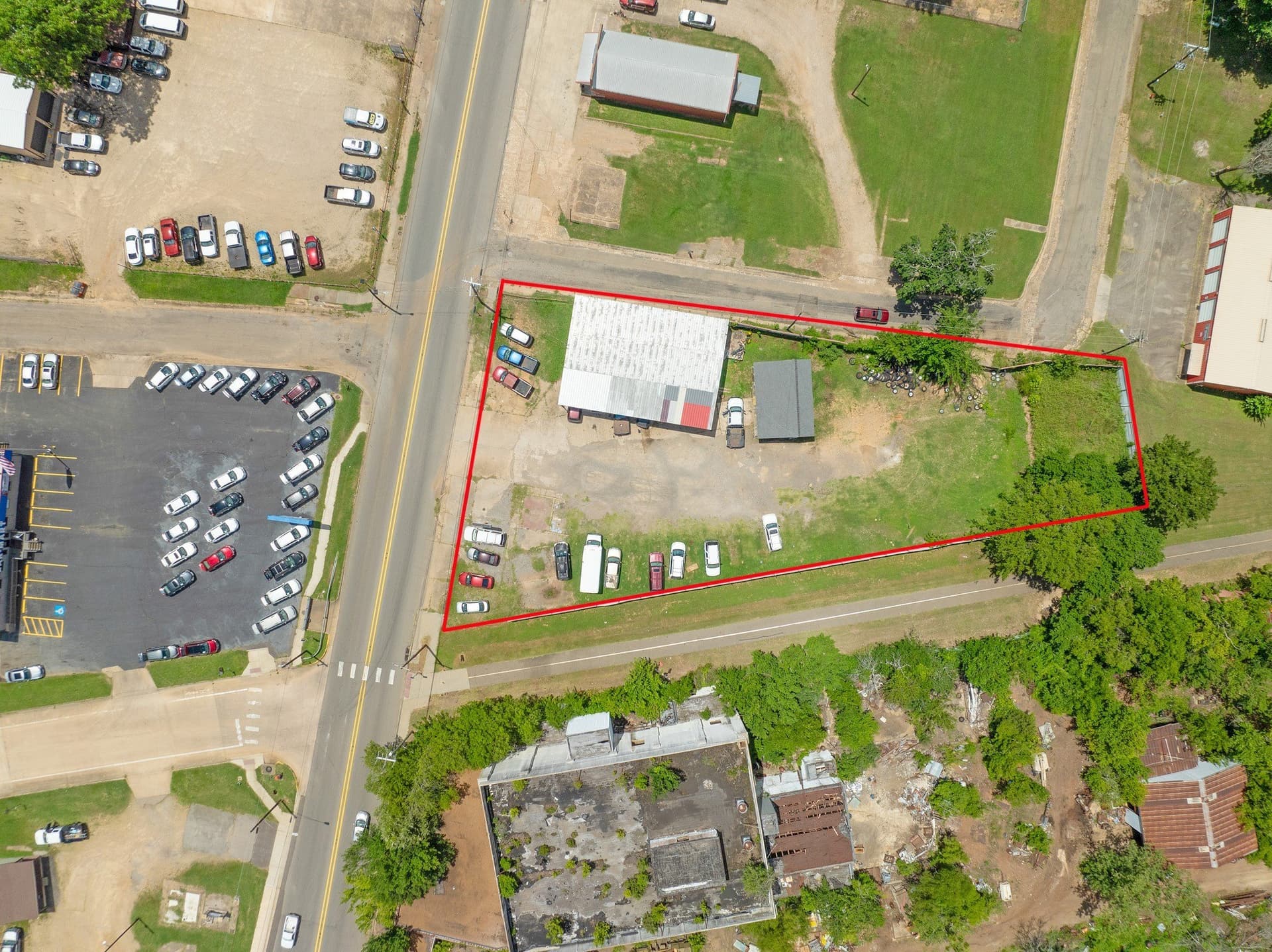 0.76 acres in Lamar County - photo 8