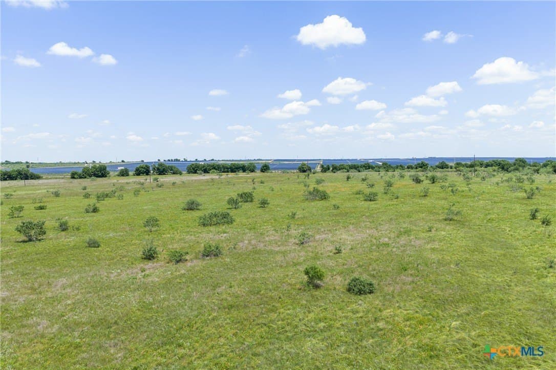 10 acres in Bell County - photo 7