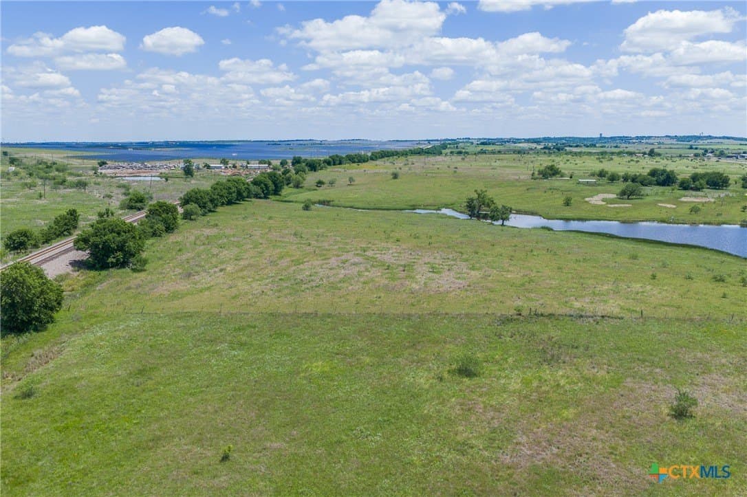 10 acres in Bell County - photo 27