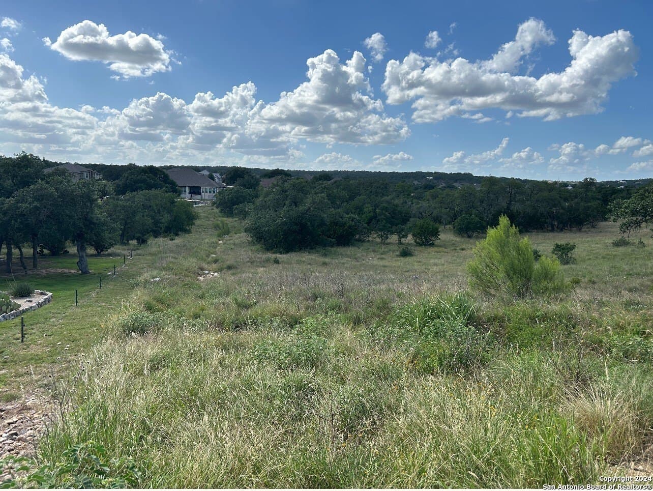 1.08 acres in Comal County - photo 6