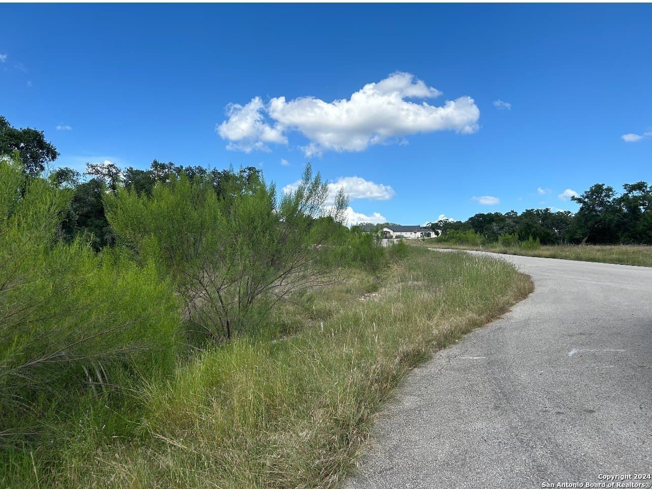 1.08 acres in Comal County - photo 9