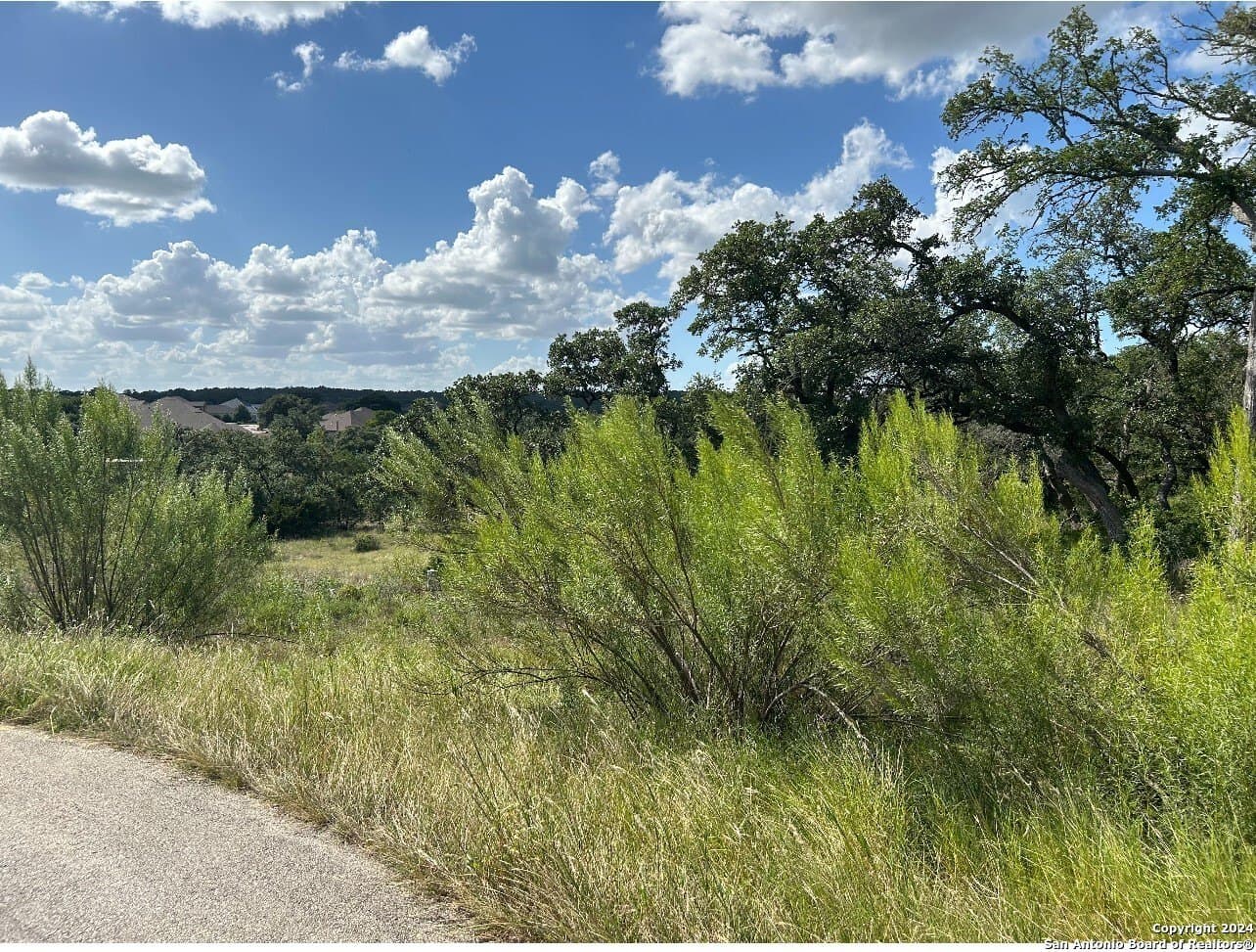 1.08 acres in Comal County - photo 11
