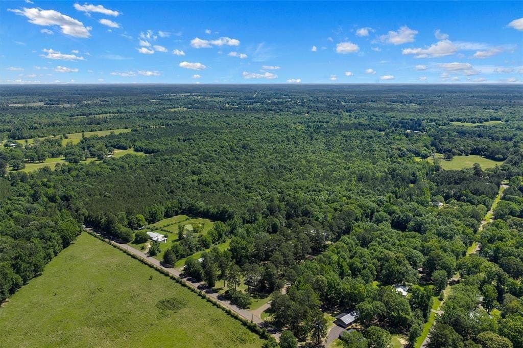 106 acres in Panola County