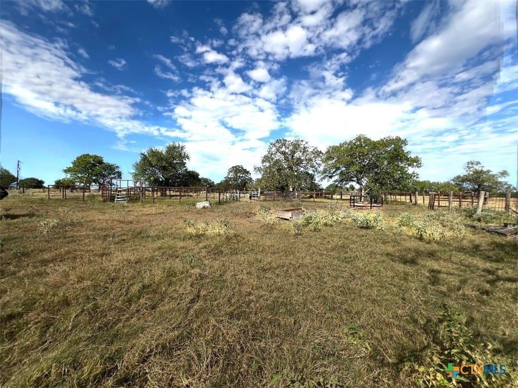 211.43 acres in Lavaca County gallery image 4