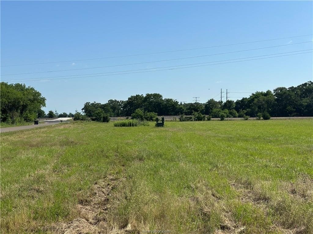 1.01 acres in Grimes County