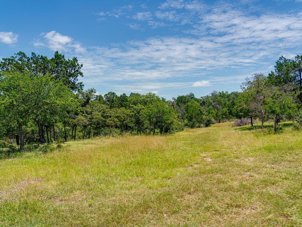 4.46 acres in Gillespie County - photo 17