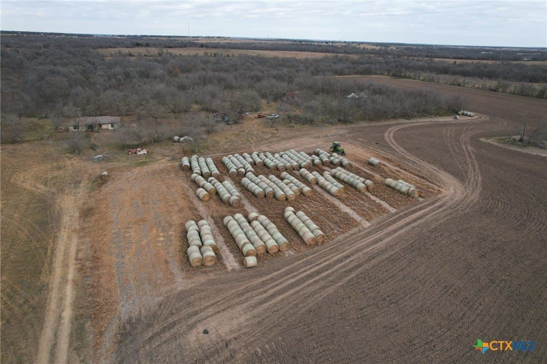 49.91 acres in Milam County - photo 9