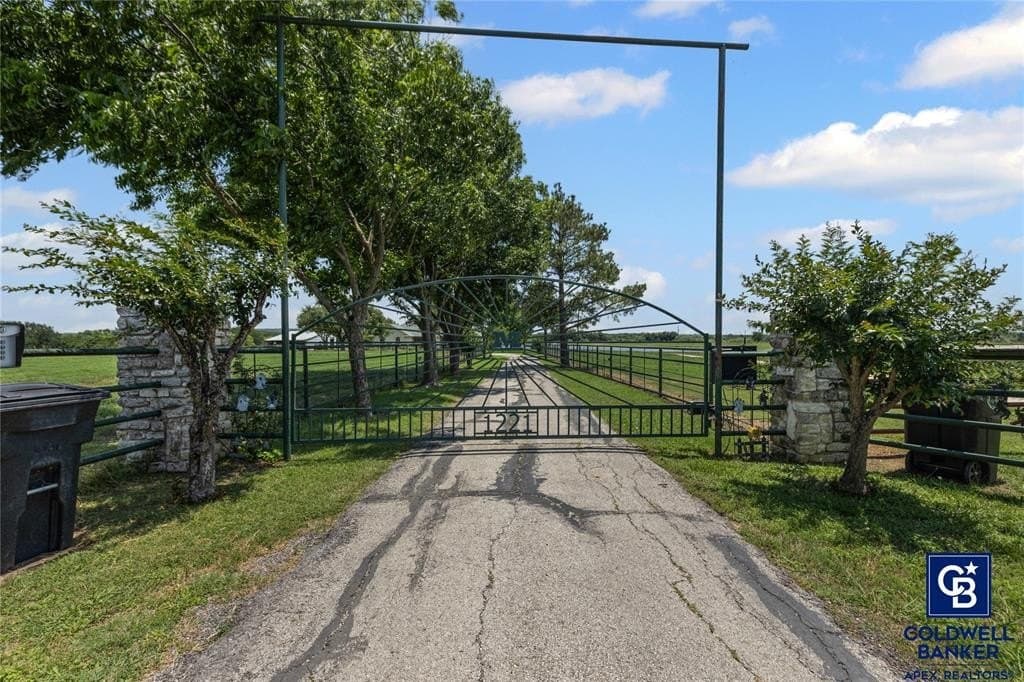 11.8 acres in Johnson County gallery image 2