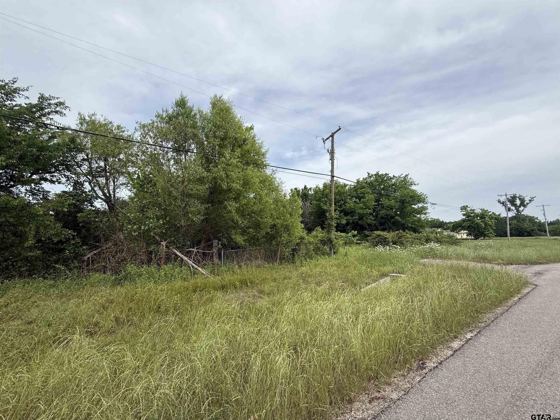 0.5 acres in Red River County gallery image 2