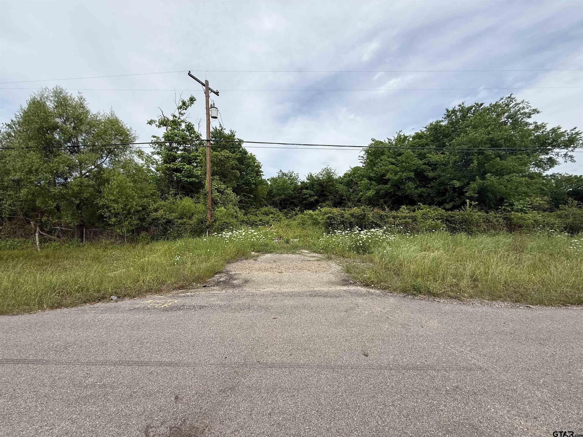 0.5 acres in Red River County gallery image 3