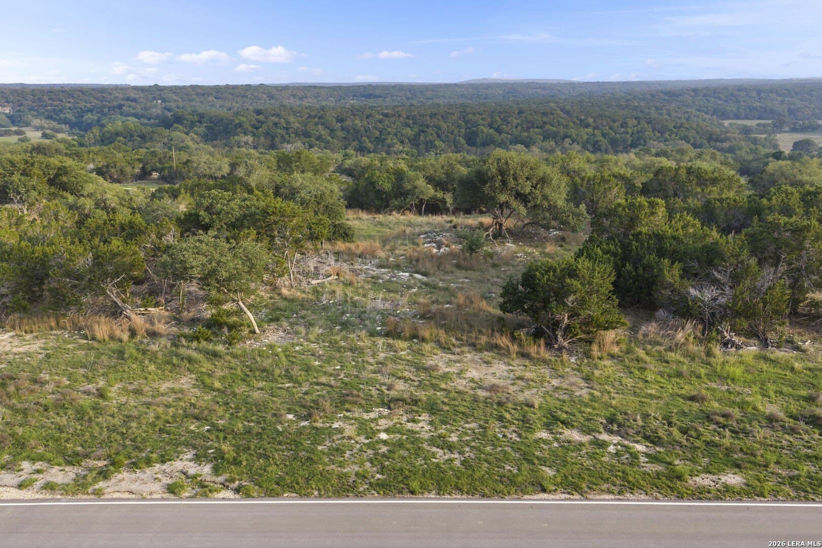1.72 acres in Kendall County gallery image 4