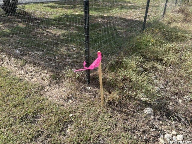 3 acres in Comal County - photo 31