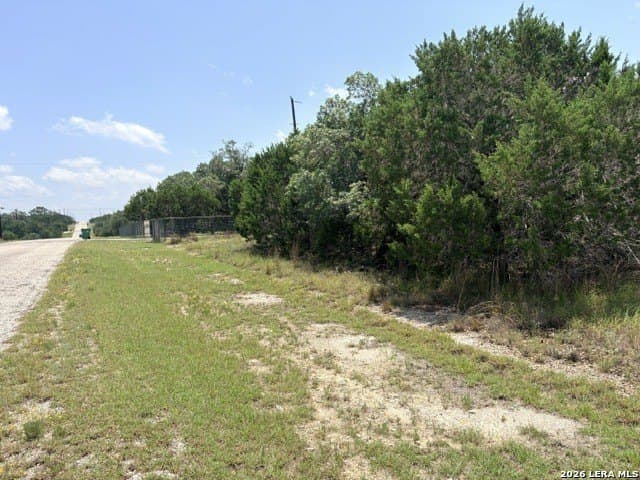 3 acres in Comal County gallery image 3