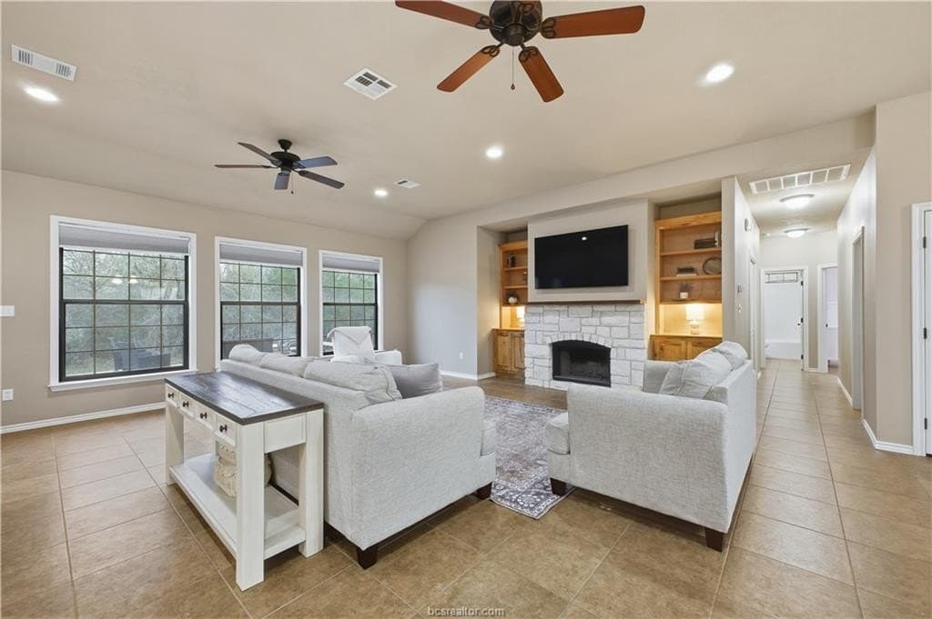 34.67 acres in Grimes County gallery image 3