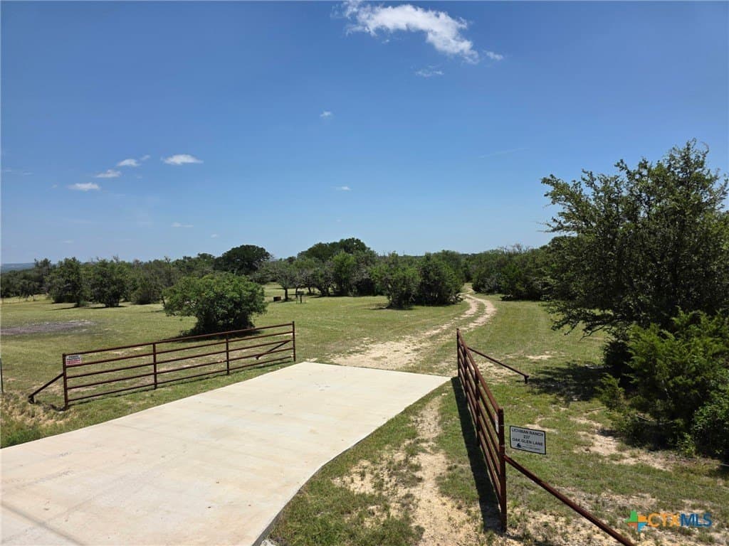 12.18 acres in Burnet County gallery image 4