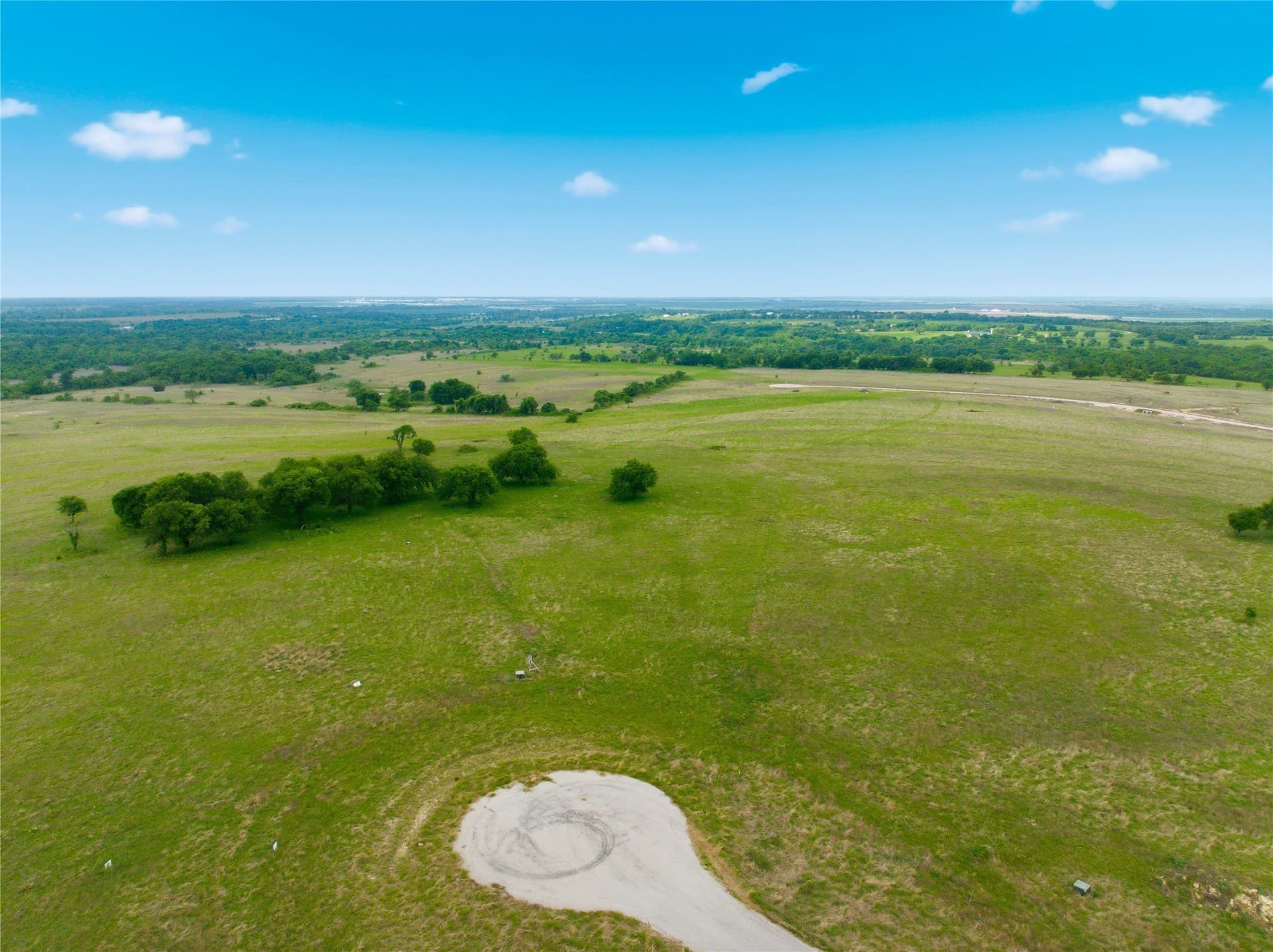 2.87 acres in Hill County gallery image 4