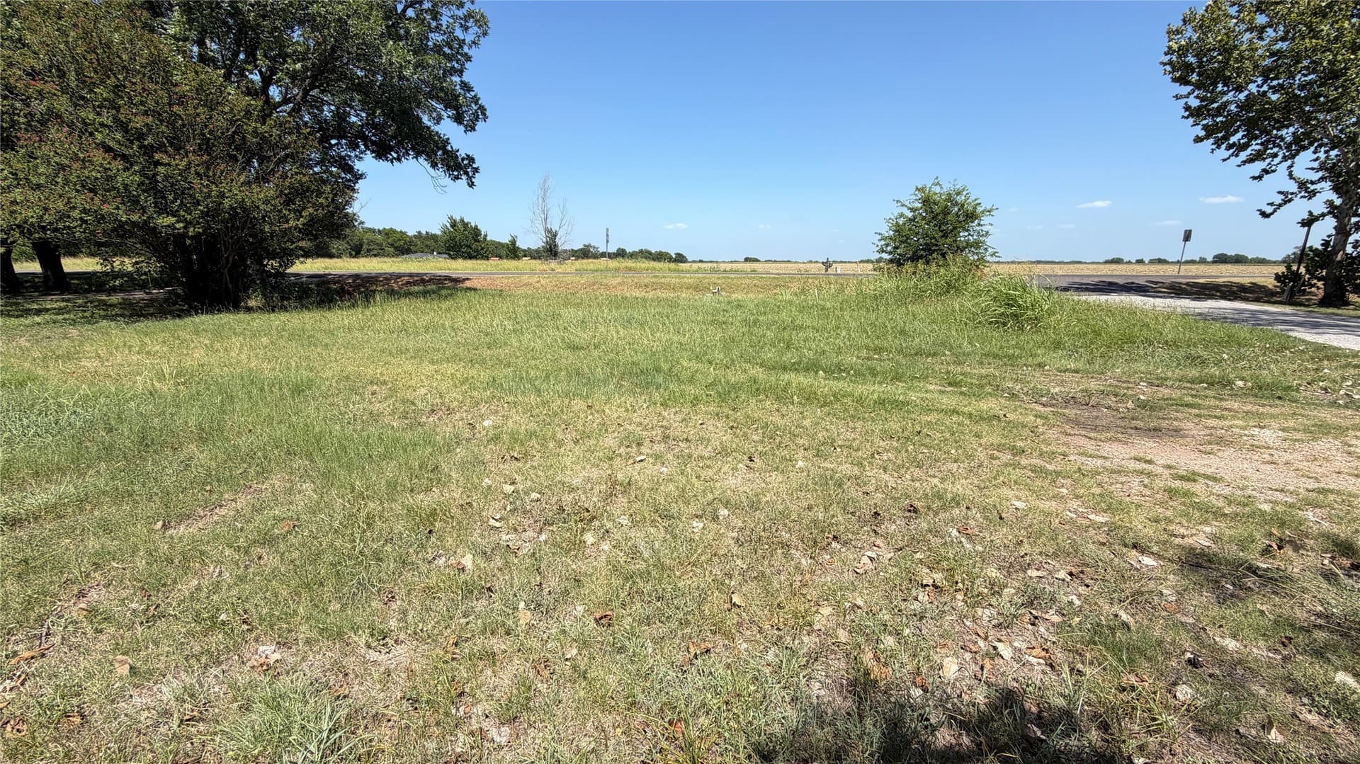 0.2 acres in Navarro County gallery image 2