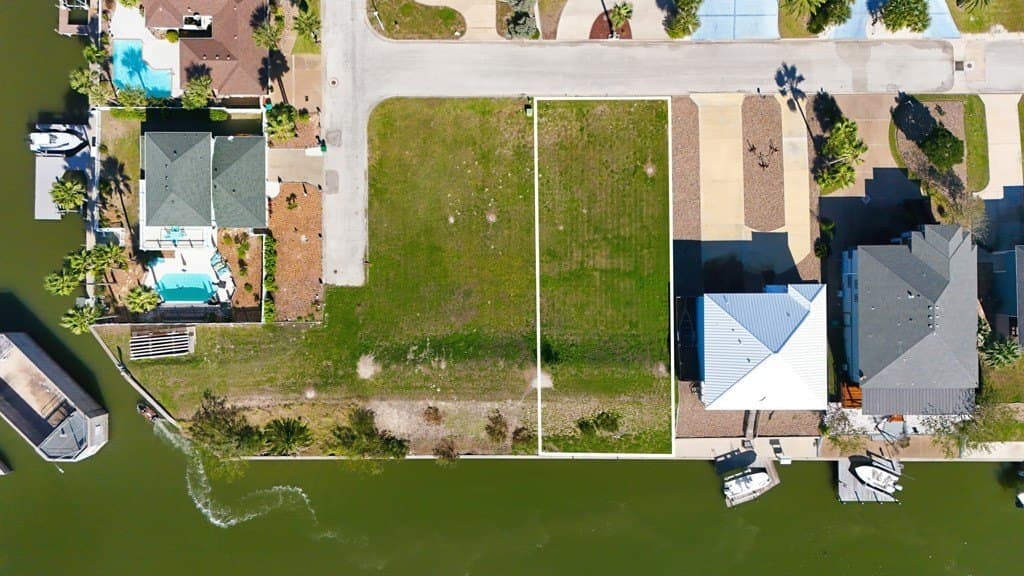 0.25 acres in San Patricio County - photo 12