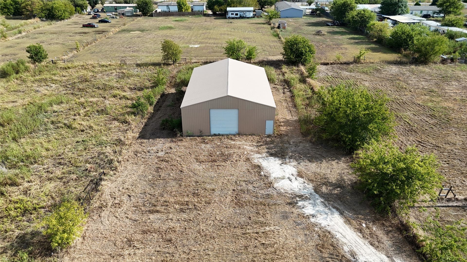 0.94 acres in Johnson County - photo 8