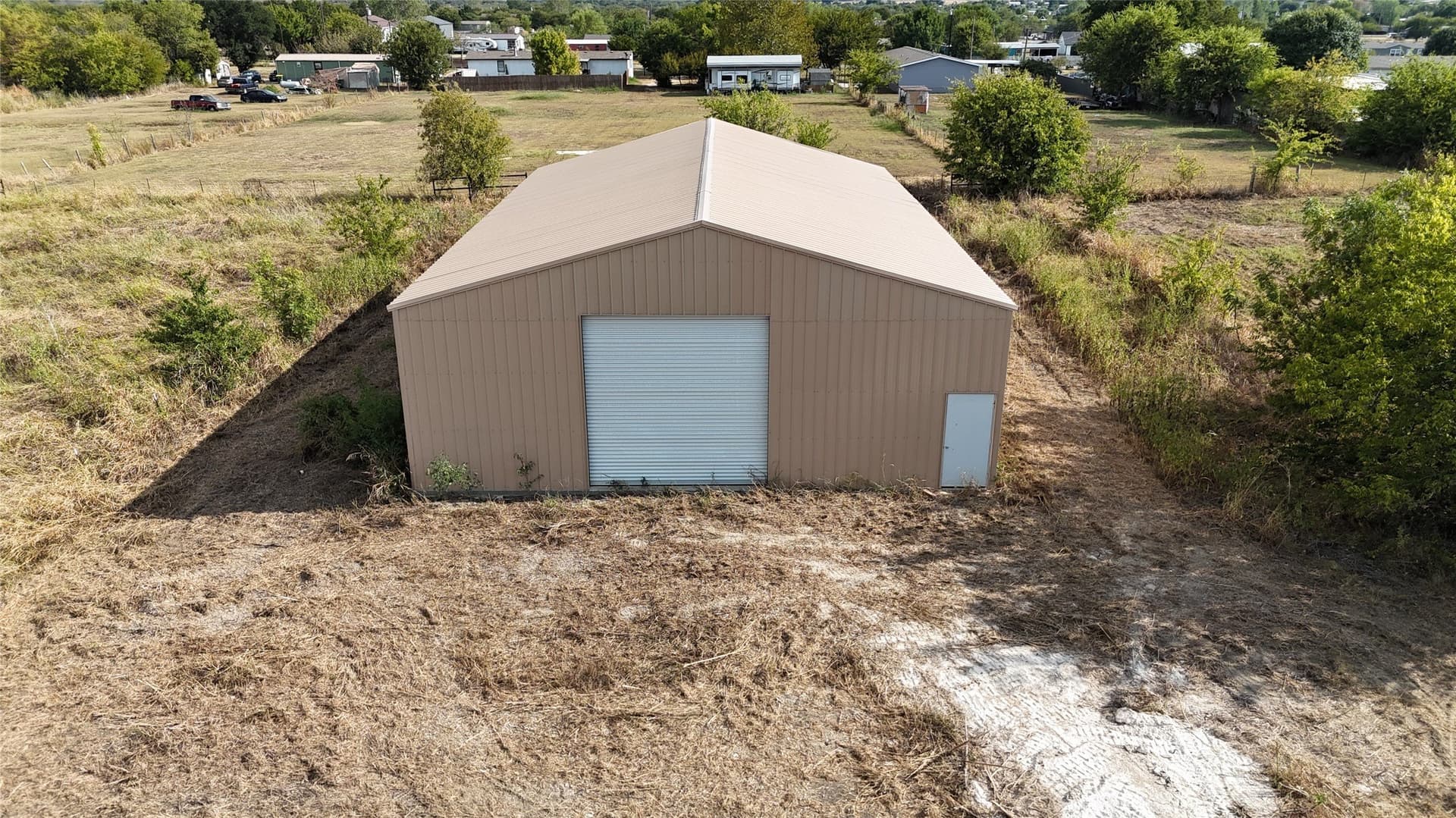 0.94 acres in Johnson County - photo 9