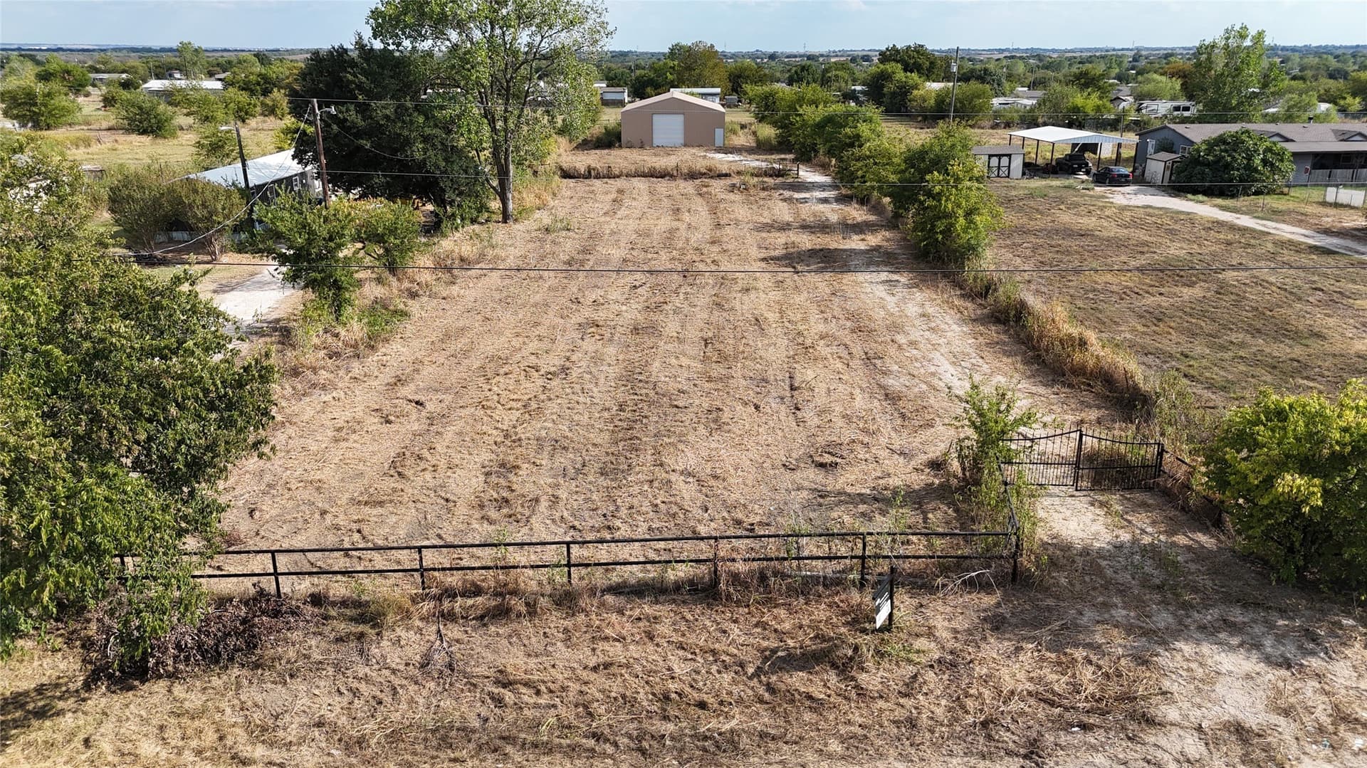 0.94 acres in Johnson County - photo 3