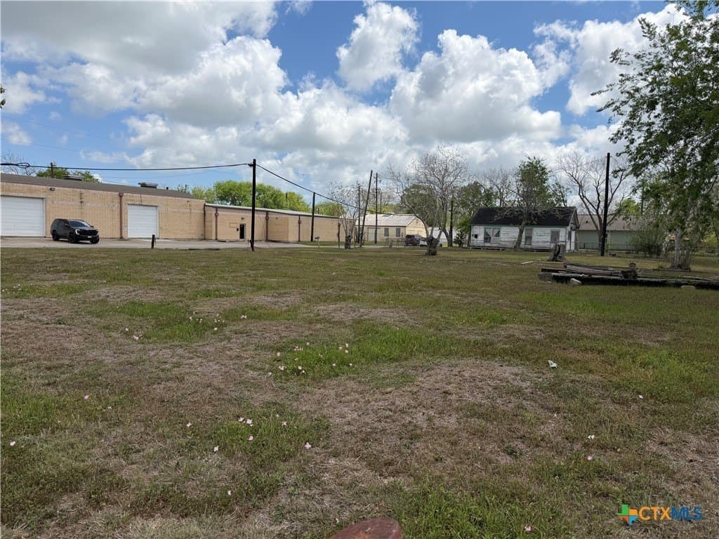 0.27 acres in Calhoun County gallery image 4