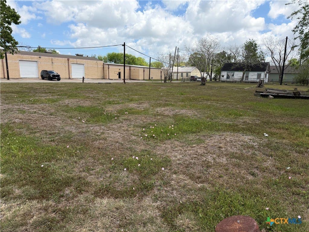 0.27 acres in Calhoun County - photo 6