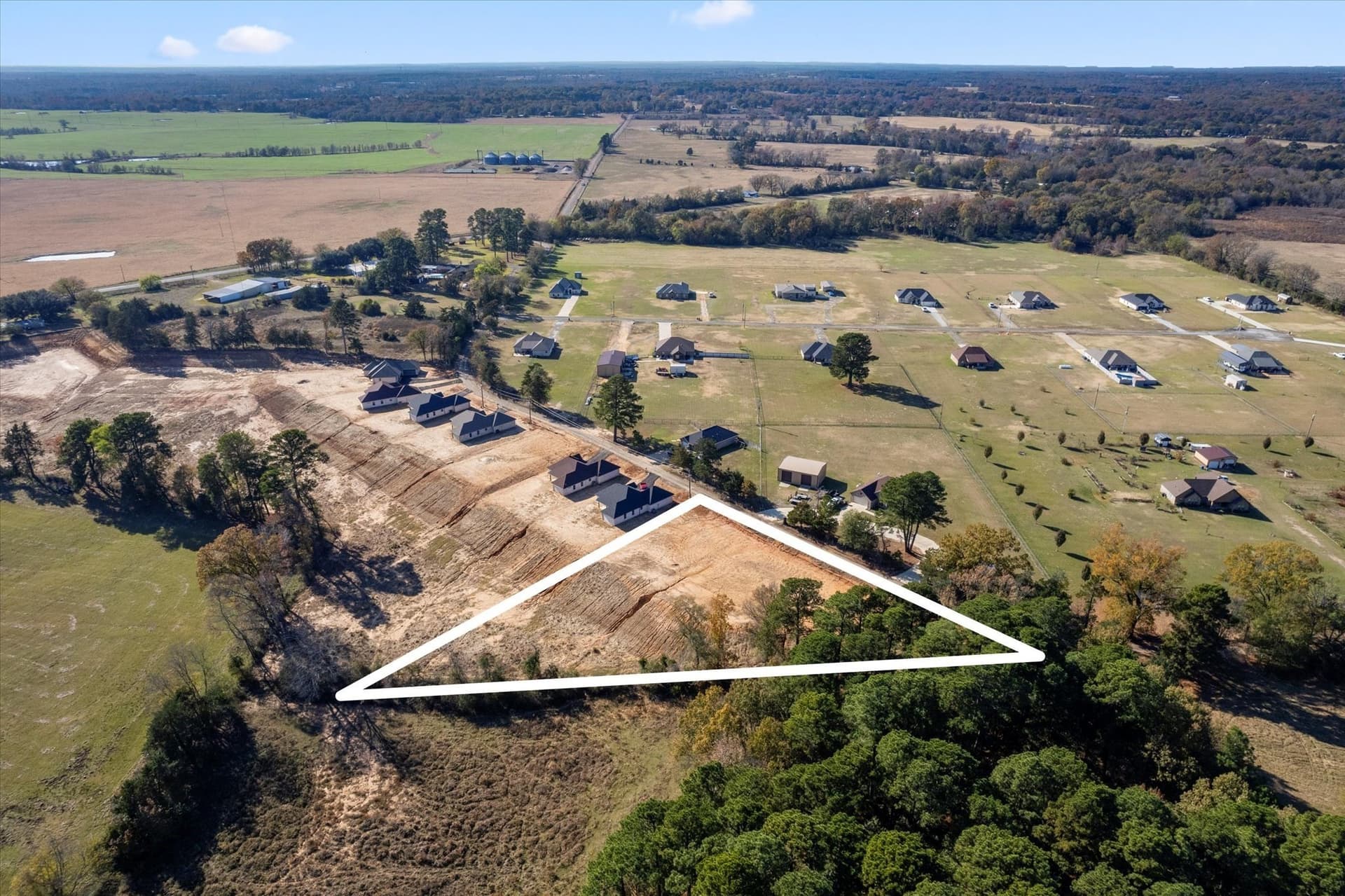 1.17 acres in Camp County gallery image 4
