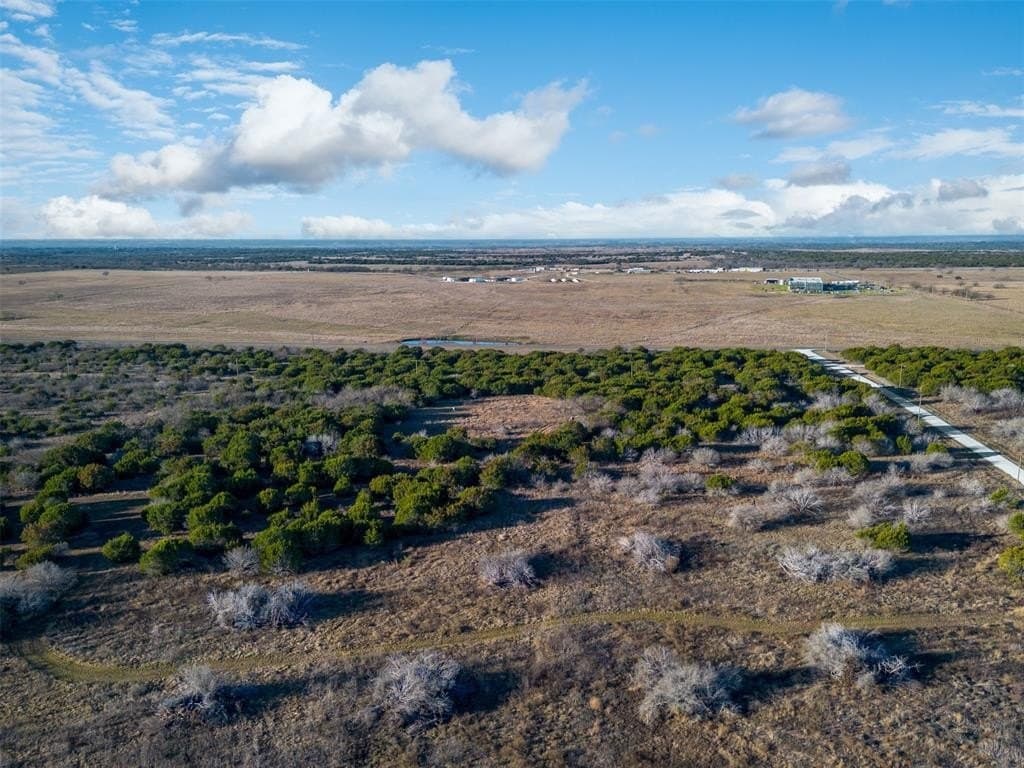 10.01 acres in Hill County gallery image 4