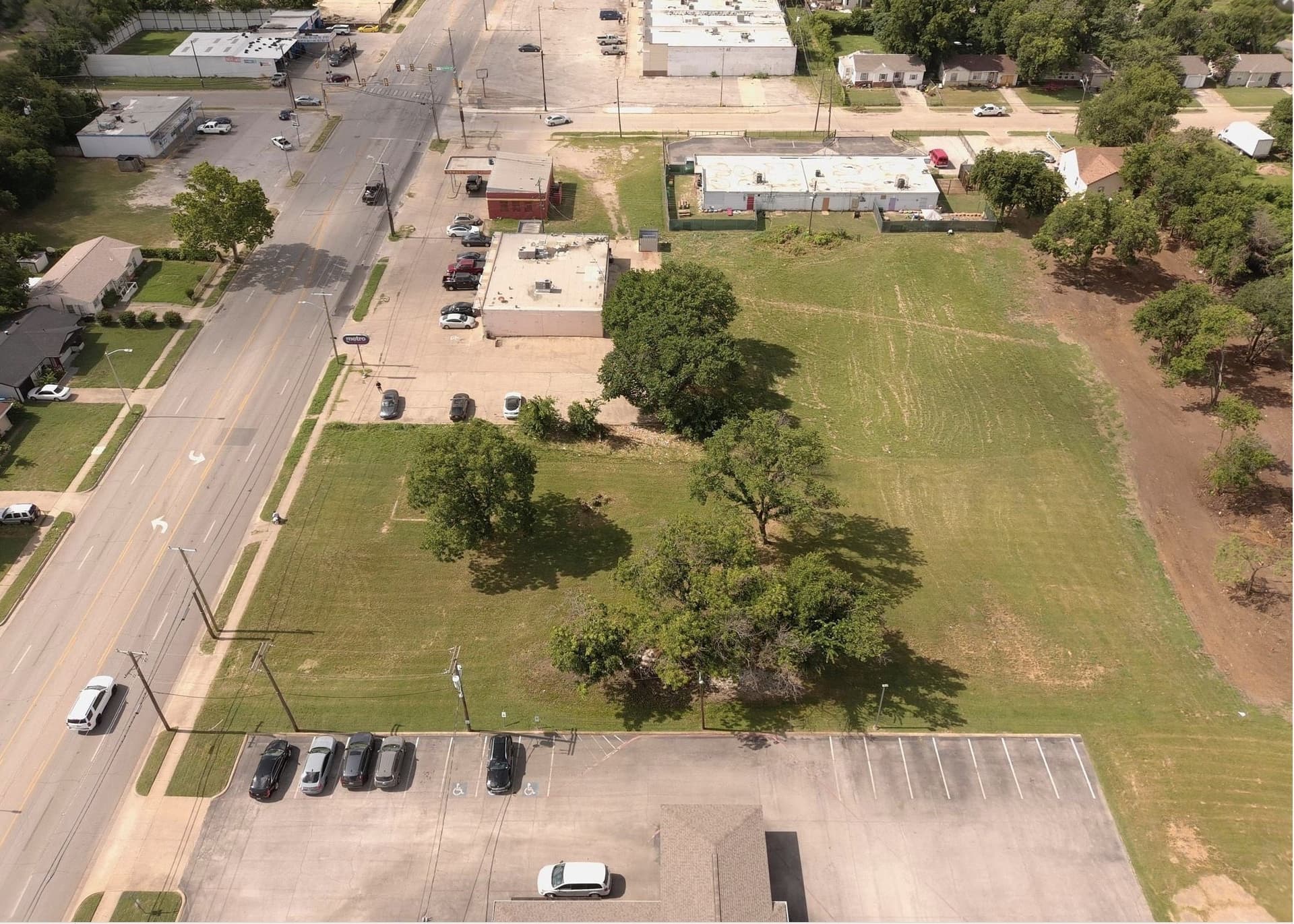 1.04 acres in Tarrant County featured view