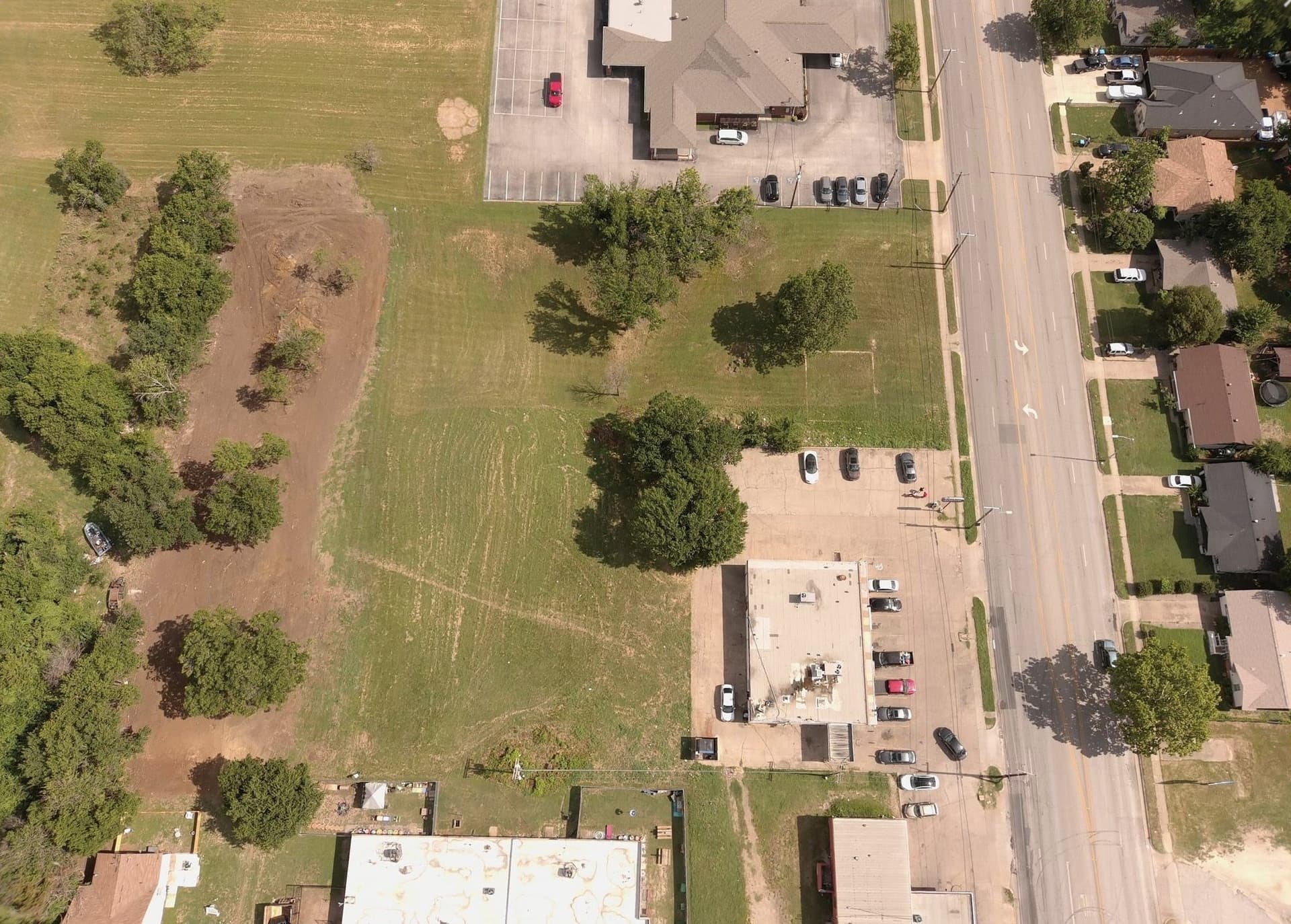1.04 acres in Tarrant County gallery image 4