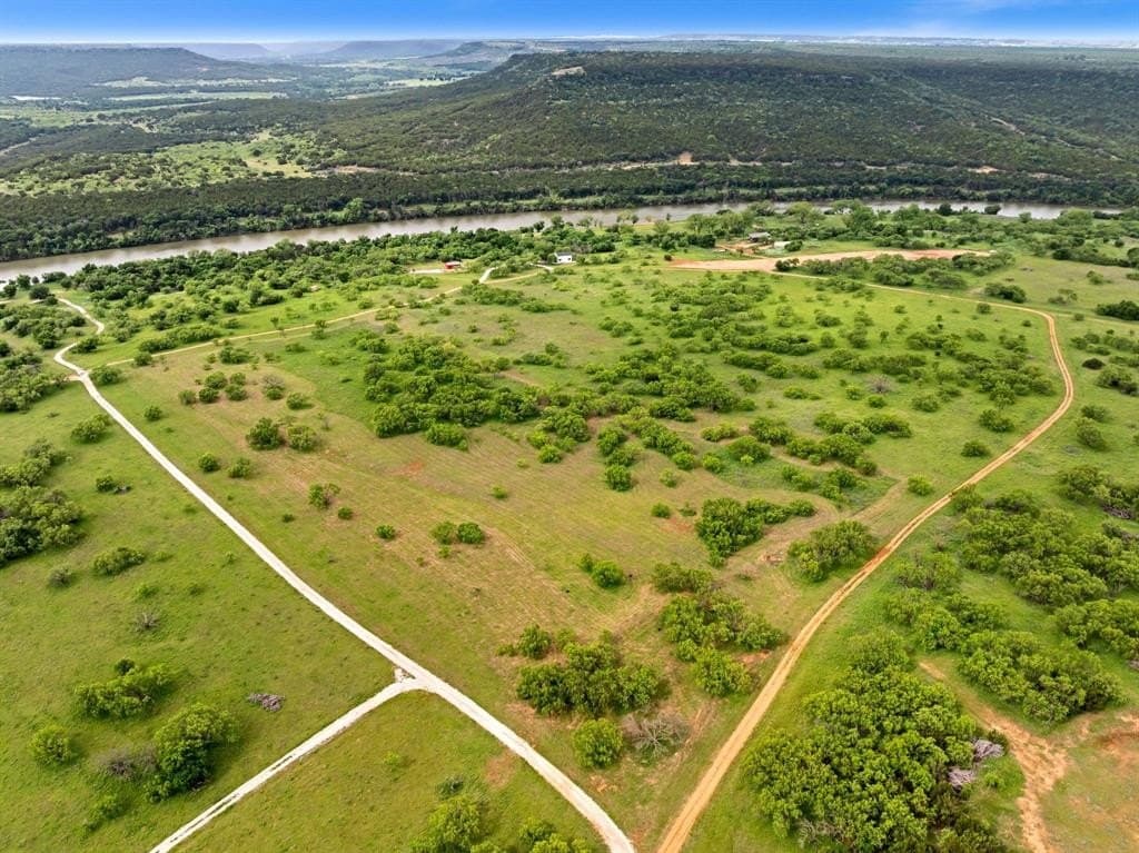 17.81 acres in Palo Pinto County