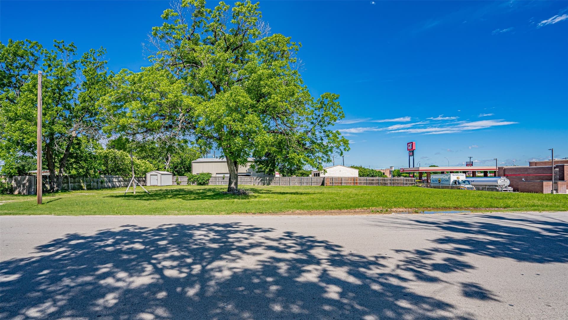 0.39 acres in Johnson County - photo 24