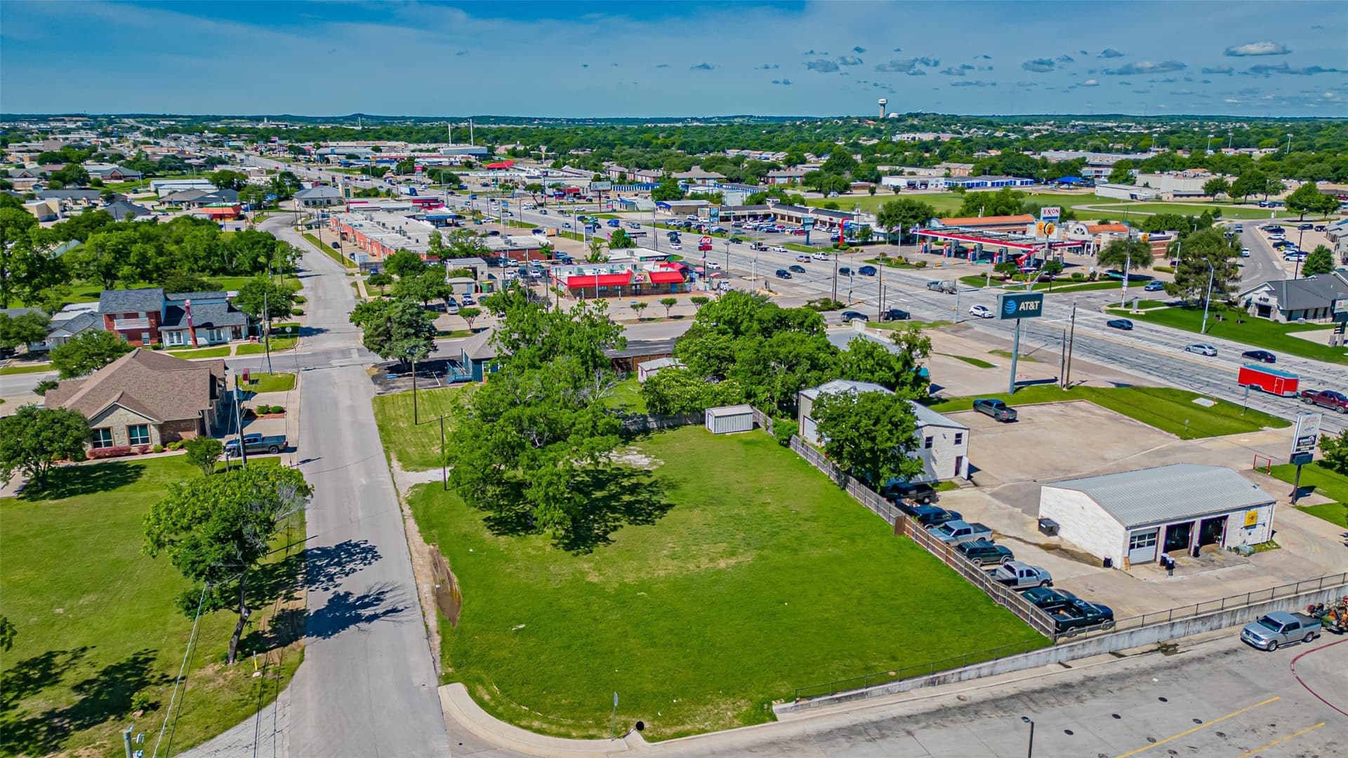 0.39 acres in Johnson County - photo 9