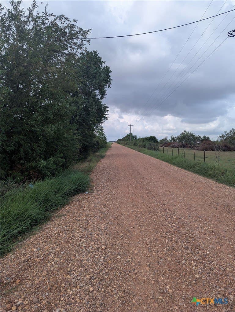 22.56 acres in Victoria County - photo 3