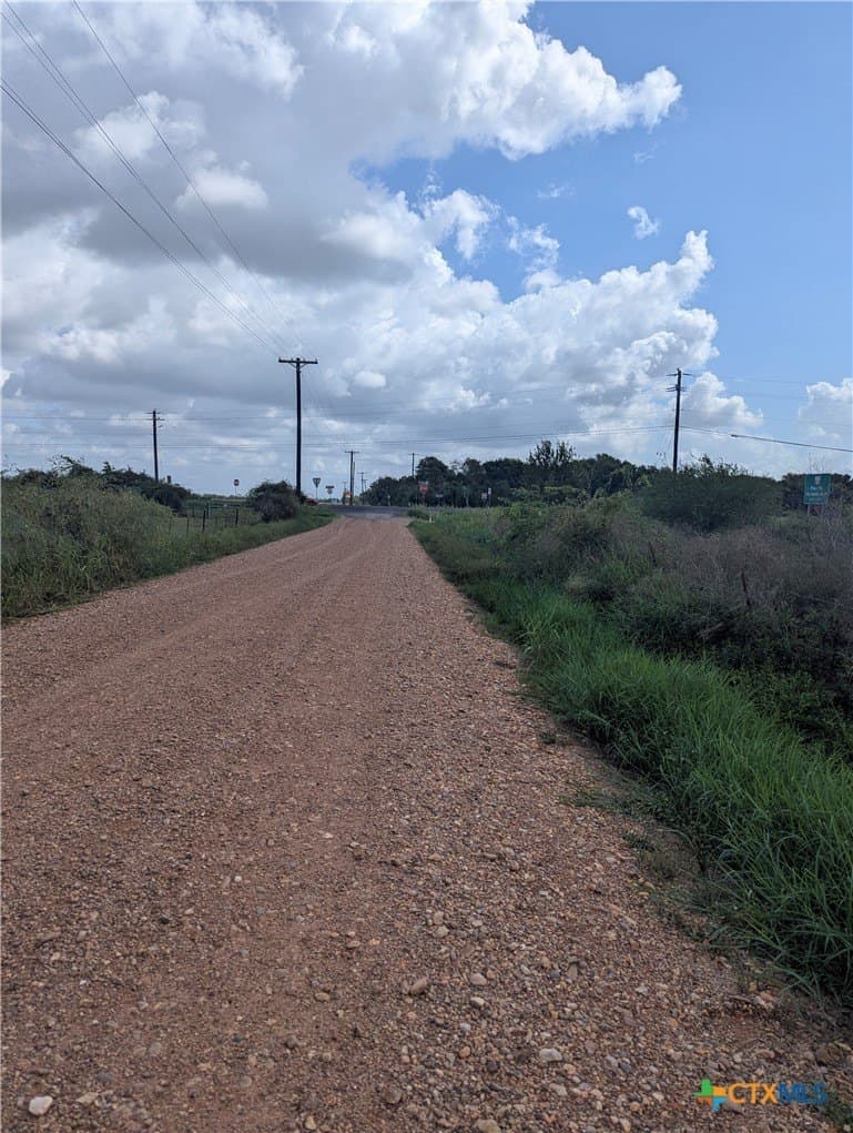 22.56 acres in Victoria County - photo 2