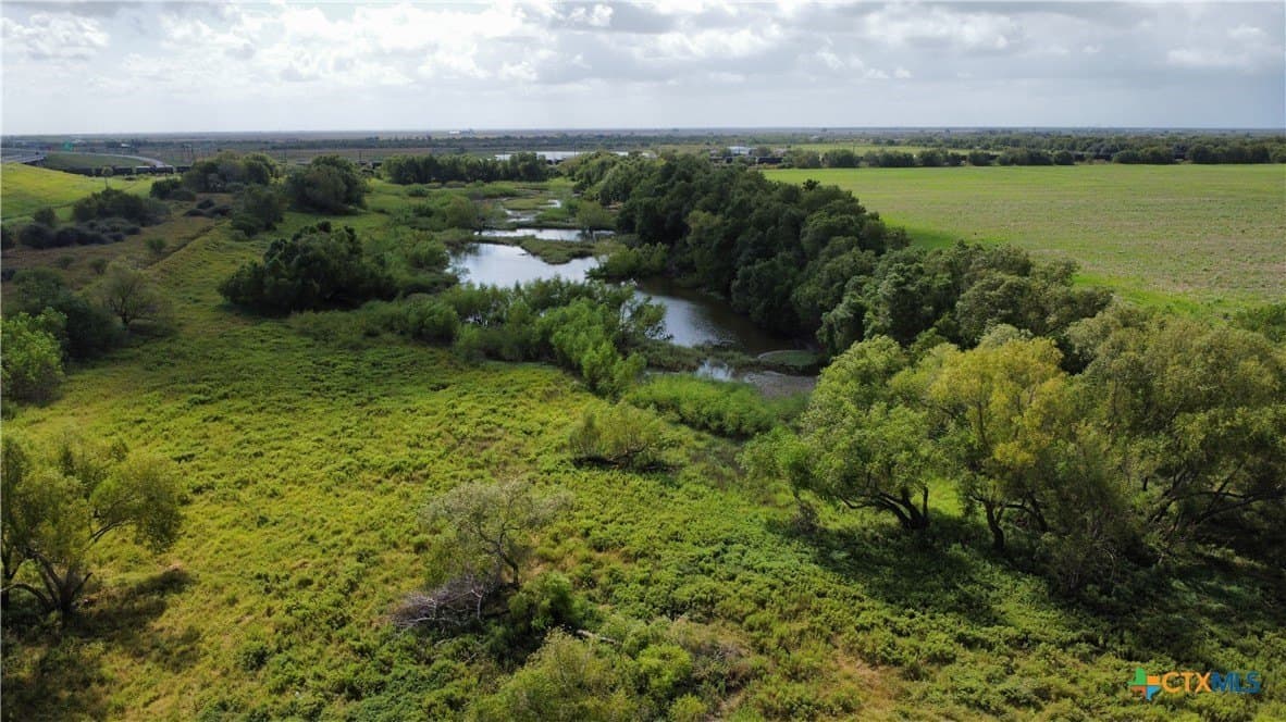 22.56 acres in Victoria County - photo 5