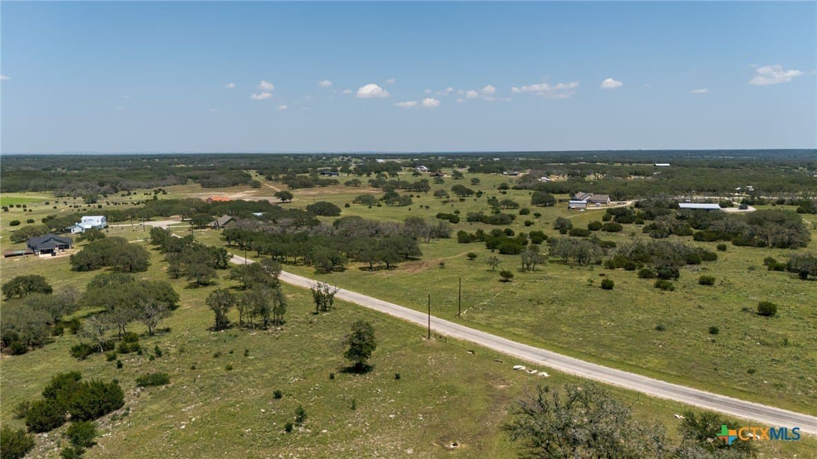 5 acres in Burnet County