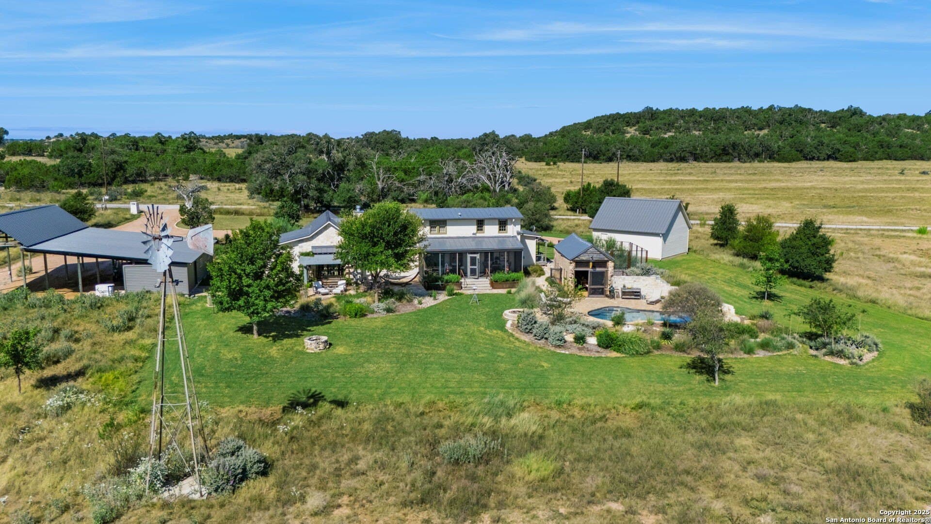 25 acres in Gillespie County gallery image 3