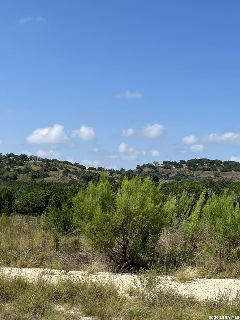 6.03 acres in Kerr County - photo 9