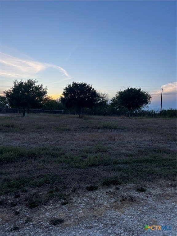 0.99 acres in Gonzales County gallery image 2