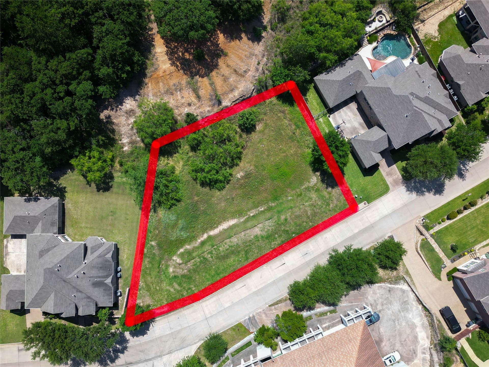 0.61 acres in Tarrant County - photo 2
