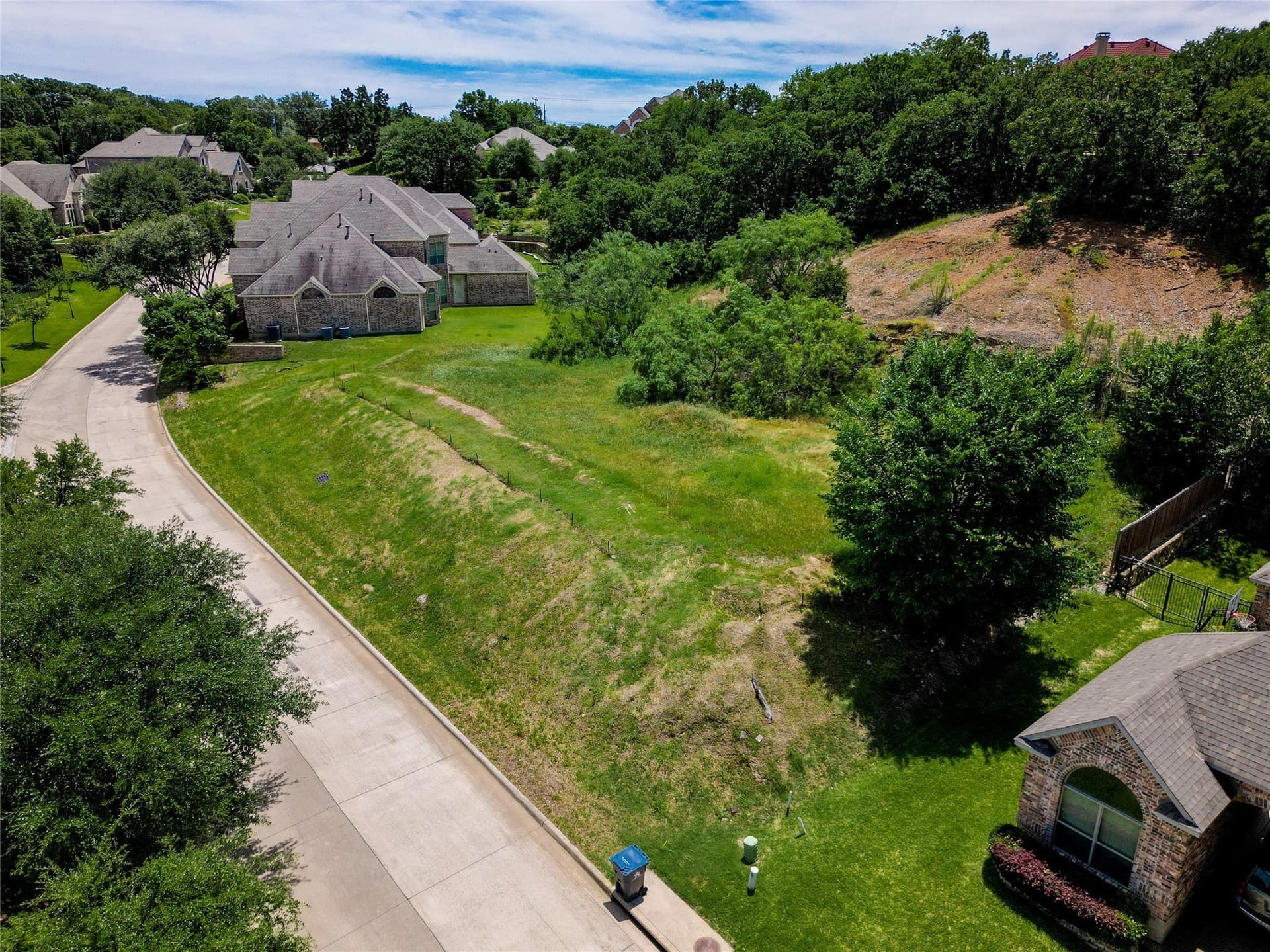 0.61 acres in Tarrant County - photo 4