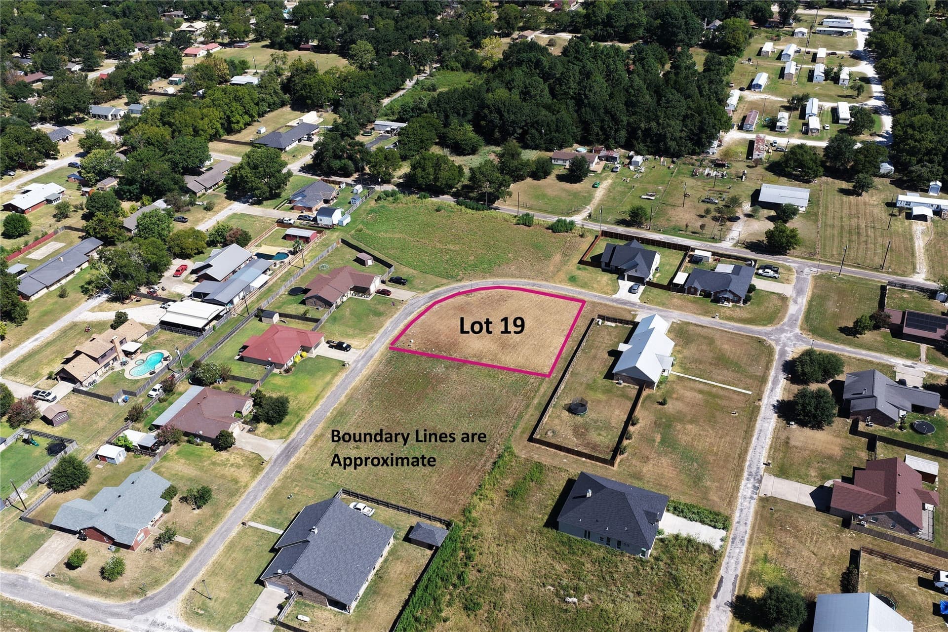 0.36 acres in Freestone County - photo 2