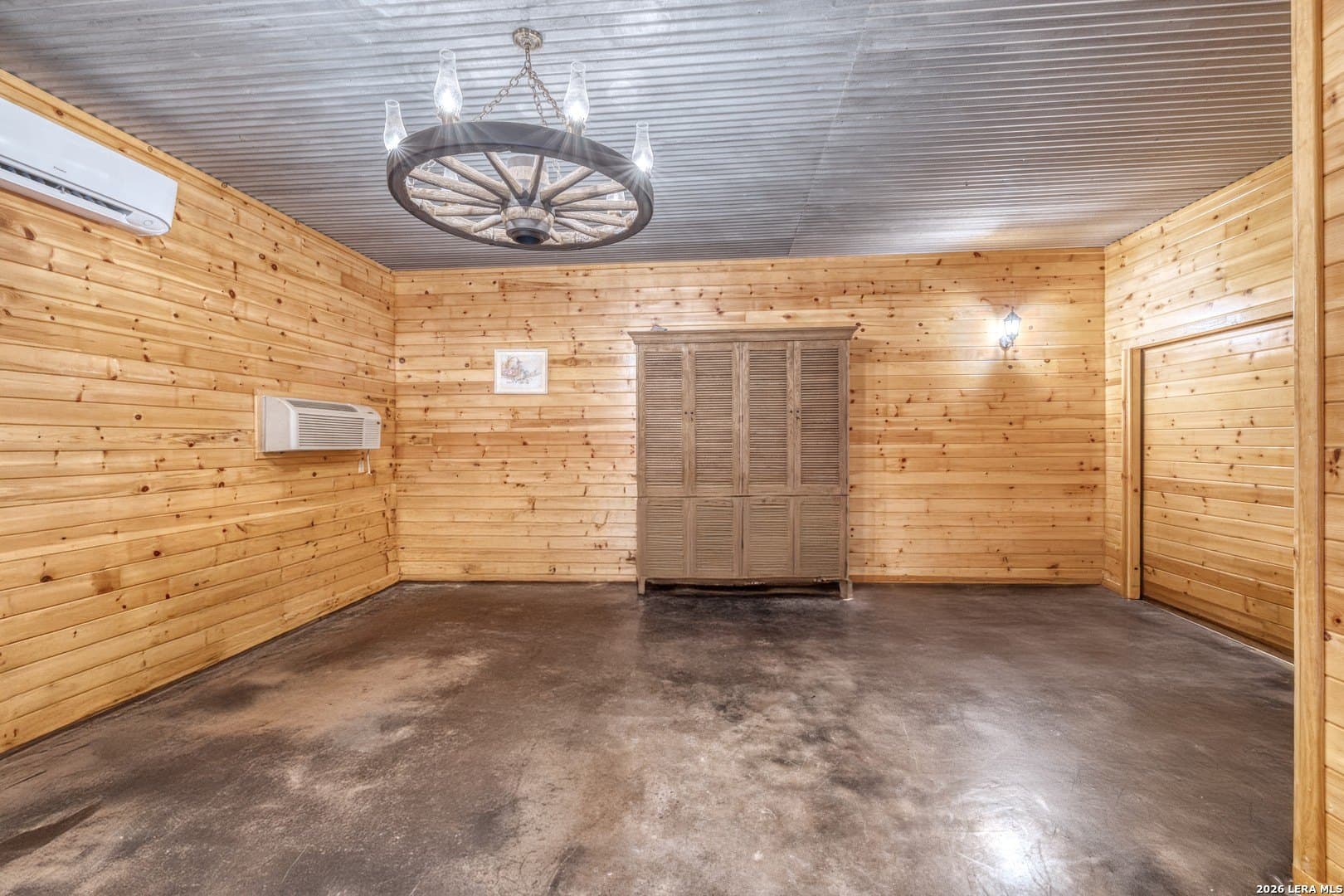 1.8 acres in Real County featured view