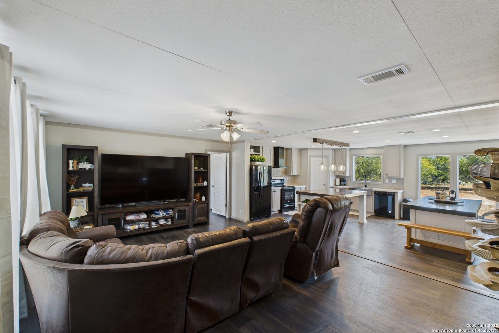 15.58 acres in Guadalupe County